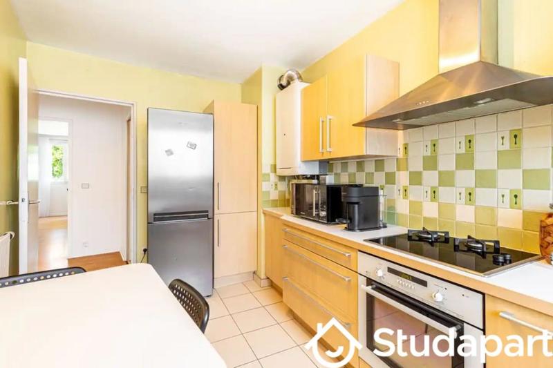 Chambre - 10 m² - 1 pièce