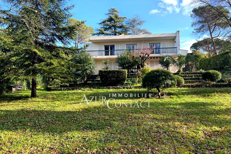 Maison - 161 m² - 5 pièces