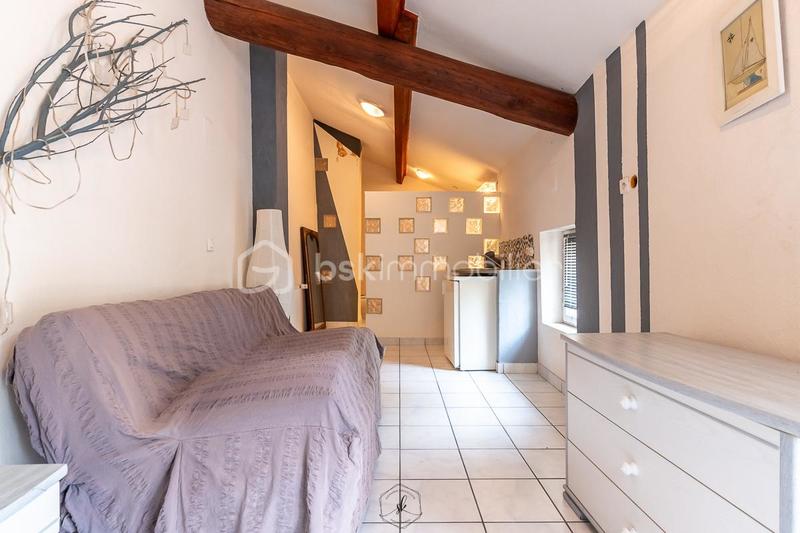 Maison - 180 m² - 8 pièces