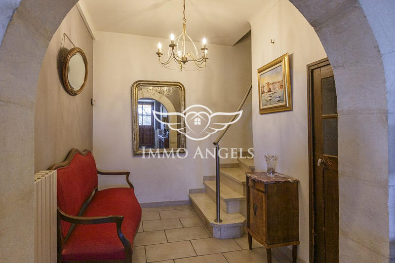 Mas - 320 m² - 10 pièces