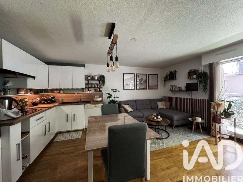 Appartement - 58 m² - 3 pièces