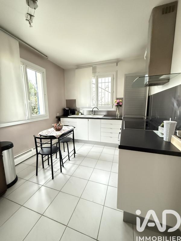 Maison - 122 m² - 6 pièces