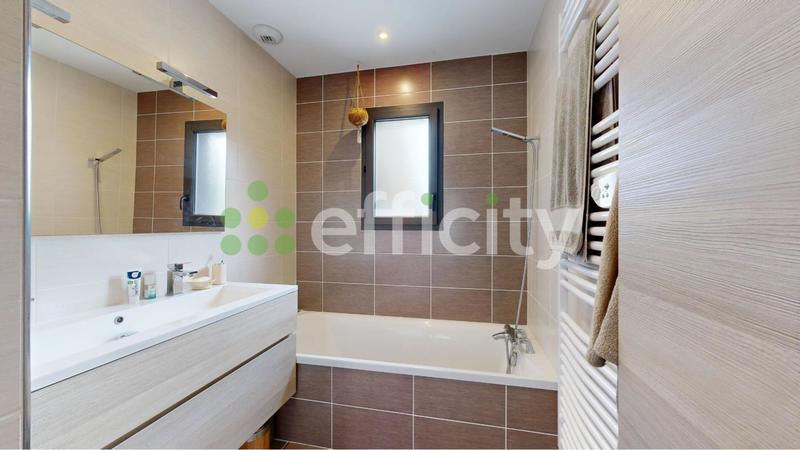 Villa - 120 m² - 4 pièces