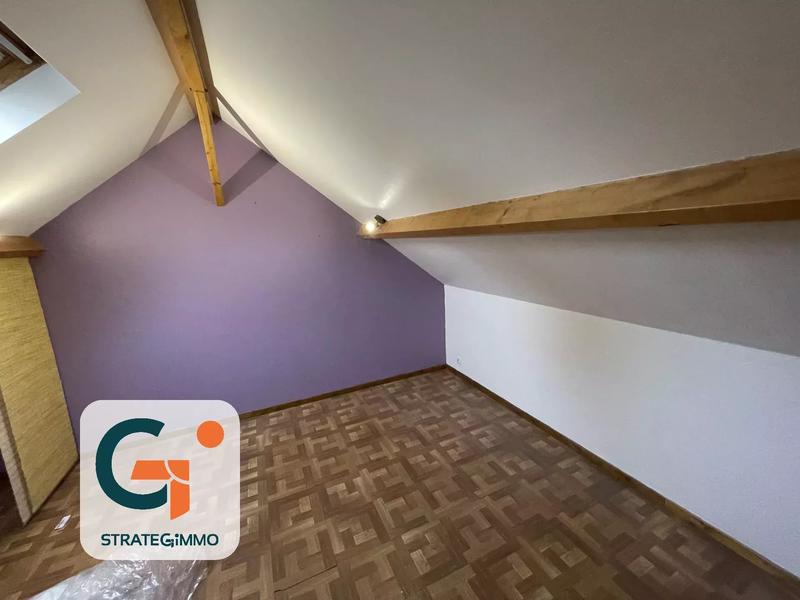 Maison - 320 m² - 12 pièces