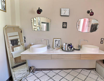 Maison - 220 m² - 6 pièces