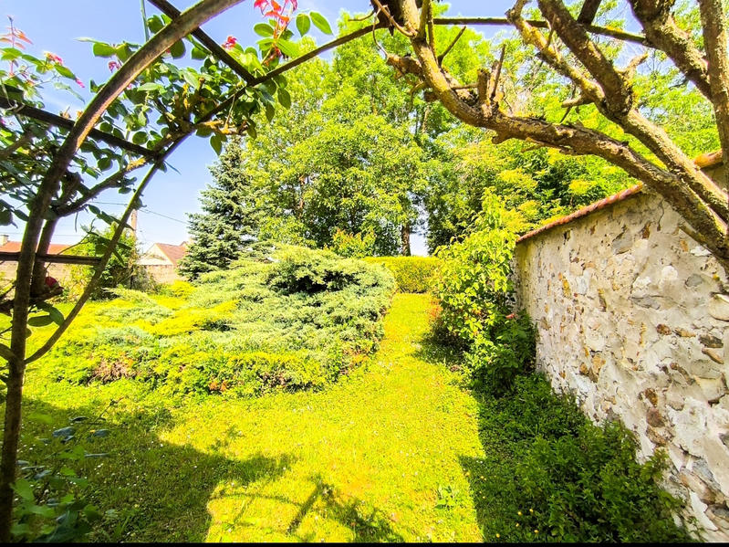 Maison - 208 m² - 7 pièces