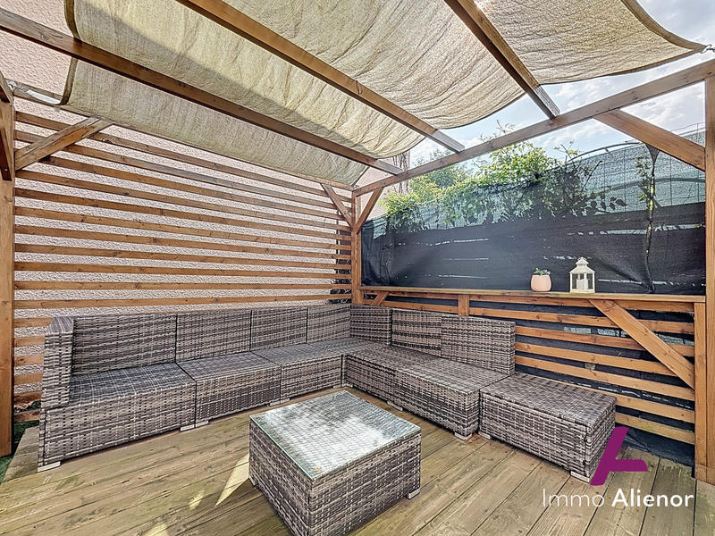 Maison traditionnelle - 86 m² - 4 pièces