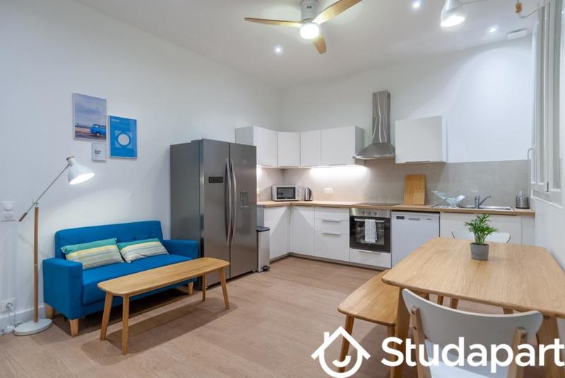 Chambre - 25 m² - 1 pièce