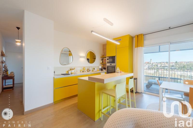 Appartement - 82 m² - 3 pièces