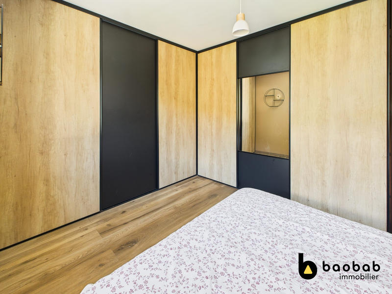 Maison - 195 m² - 6 pièces