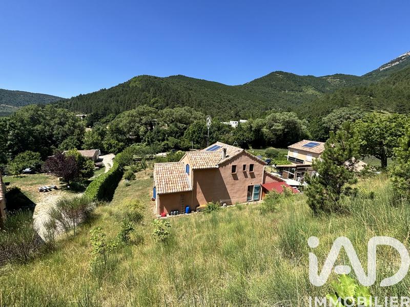 Maison - 153 m² - 7 pièces