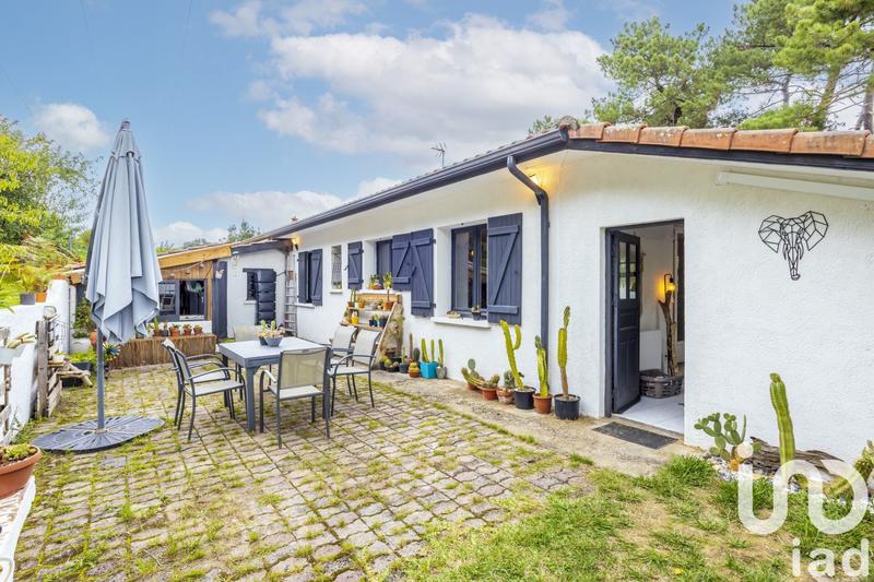 Maison - 141 m² - 7 pièces