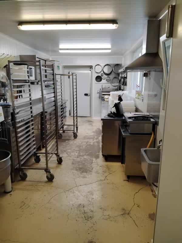 Local commercial - 420 m²