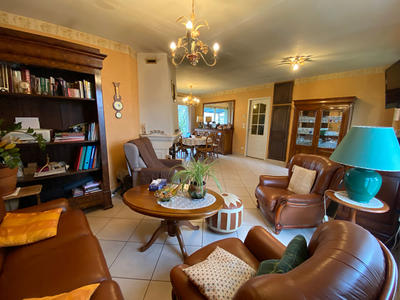 Maison - 85 m² - 5 pièces