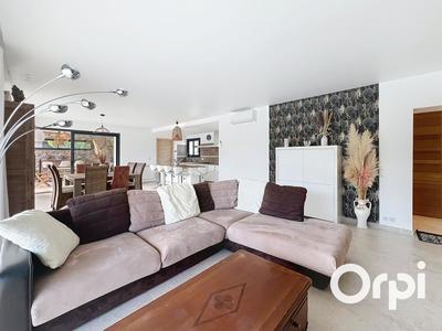 Villa - 136 m² - 4 pièces