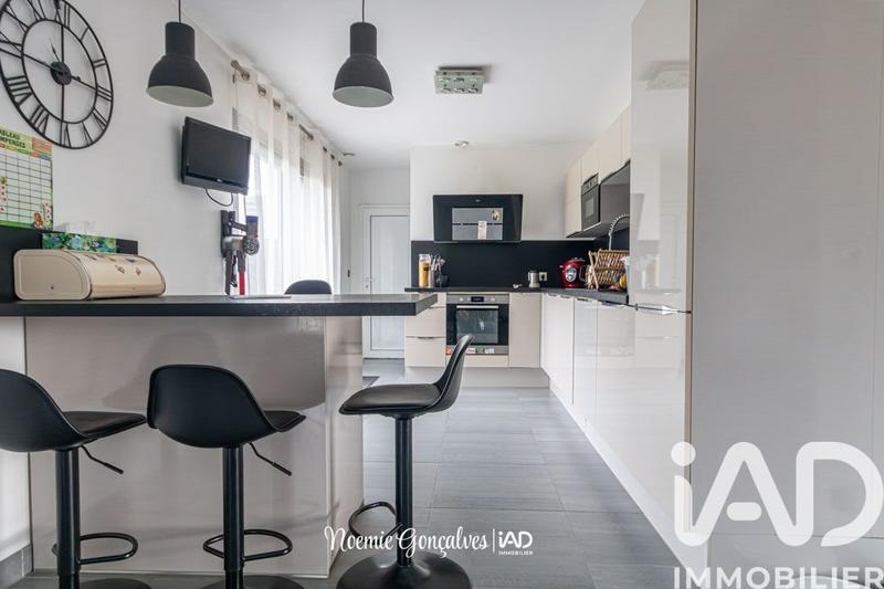 Maison - 168 m² - 7 pièces