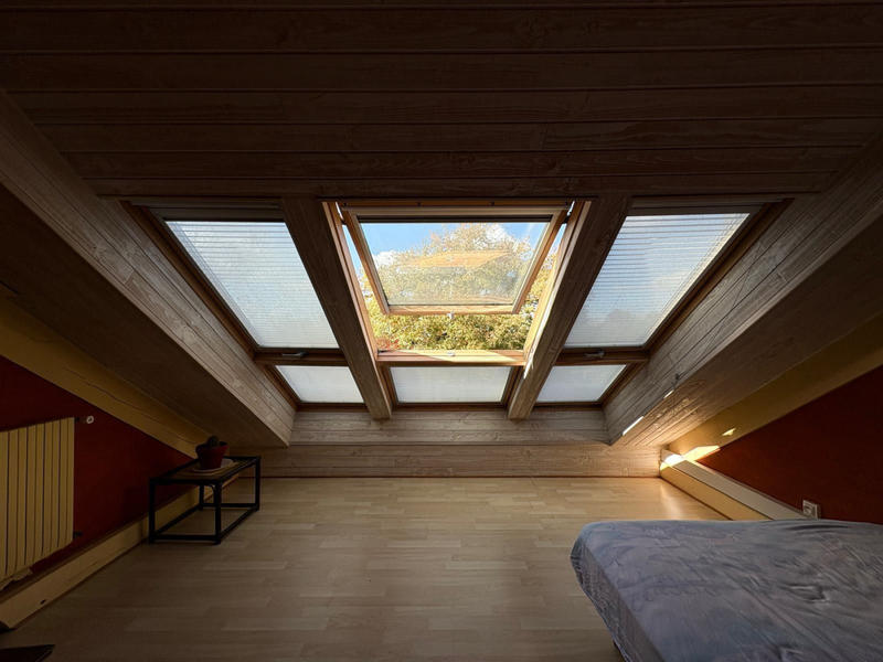 Maison - 230 m² - 8 pièces