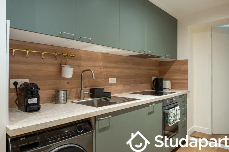 Chambre - 12 m² - 1 pièce