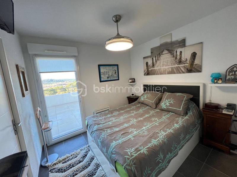 Appartement - 93 m² - 4 pièces