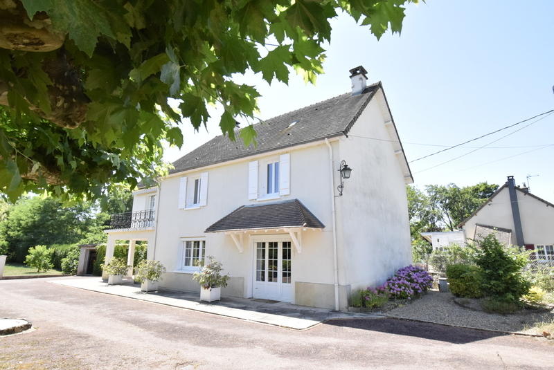 Maison - 160 m² - 7 pièces