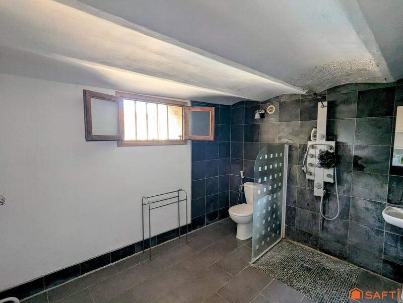 Maison - 150 m² - 5 pièces