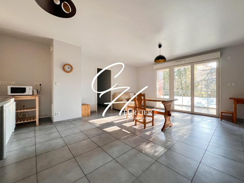 Appartement - 85 m² - 4 pièces