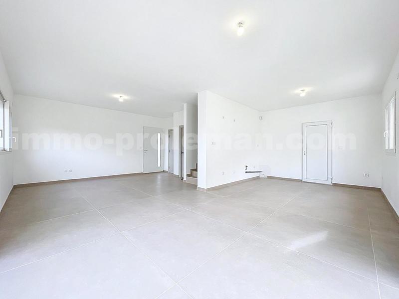 Maison - 94 m² - 5 pièces