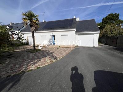 Maison - 91 m² - 6 pièces