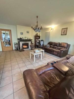 Maison - 320 m² - 10 pièces