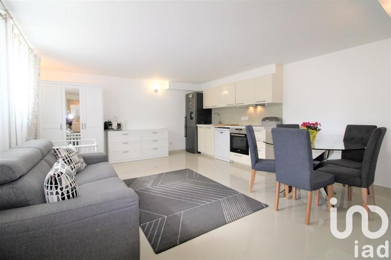 Maison - 170 m² - 7 pièces