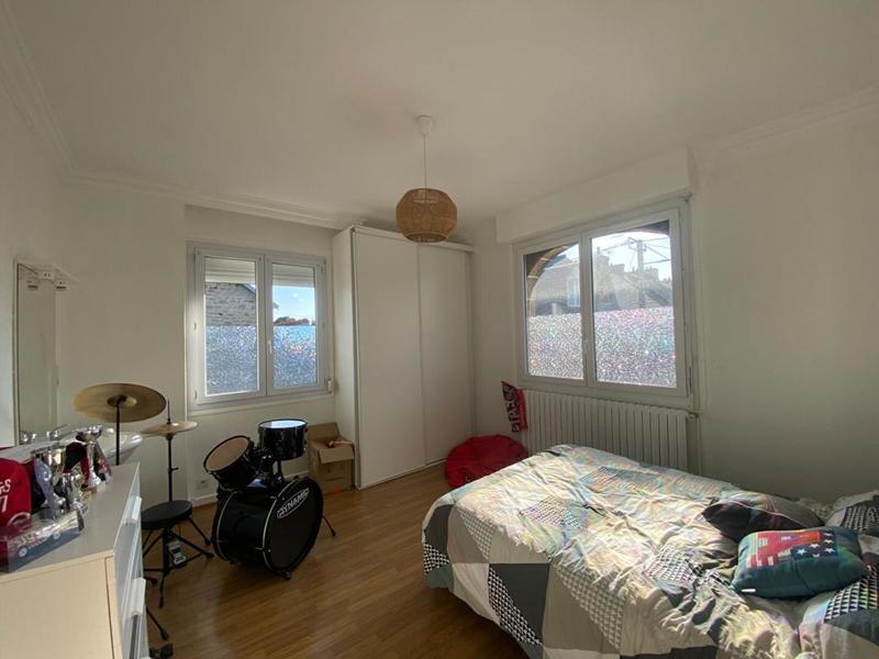 Maison de ville - 211 m² - 9 pièces