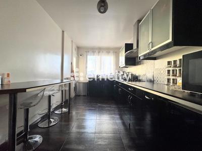 Appartement ancien - 115 m² - 5 pièces