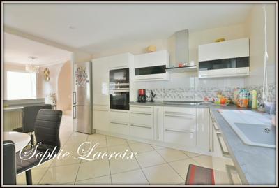 Villa - 148 m² - 6 pièces