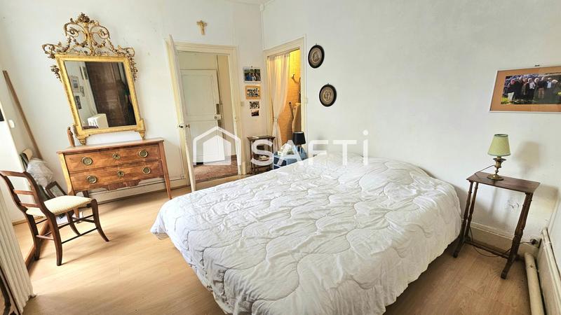 Maison - 185 m² - 7 pièces