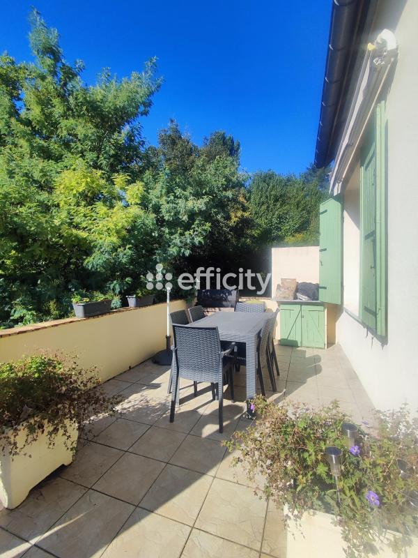 Pavillon - 150 m² - 7 pièces