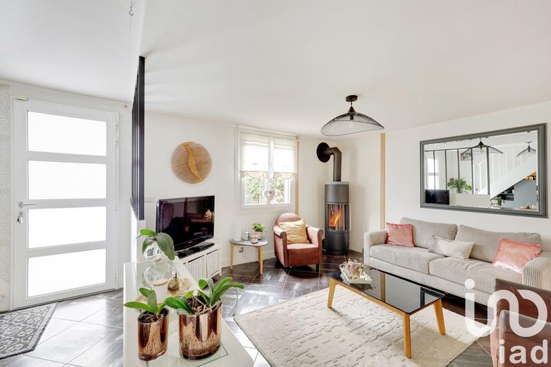 Maison - 187 m² - 8 pièces