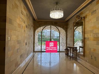 Appartement - 144 m² - 5 pièces