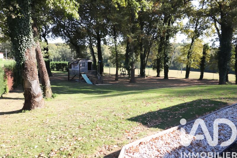 Maison - 147 m² - 7 pièces