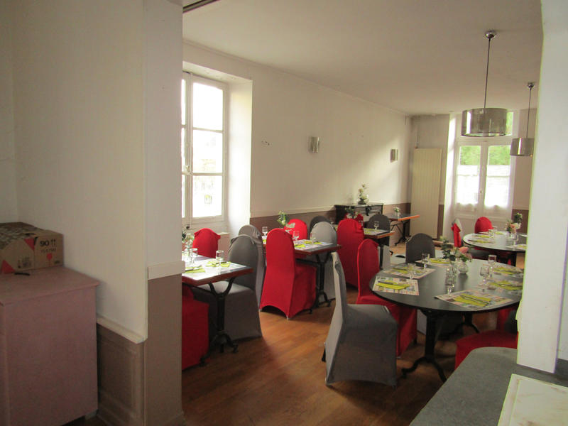 Fonds de commerce - Magasins - 220 m²