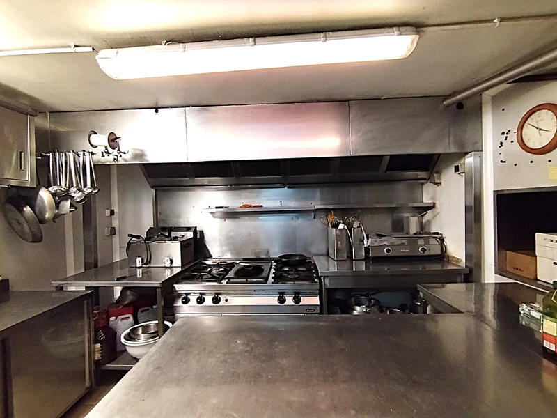 Local commercial - 516 m² - 19 pièces