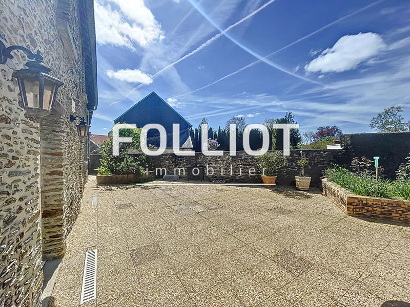 Maison - 143 m² - 6 pièces