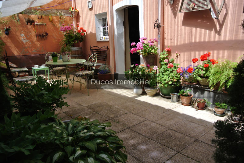 Maison - 210 m² - 9 pièces