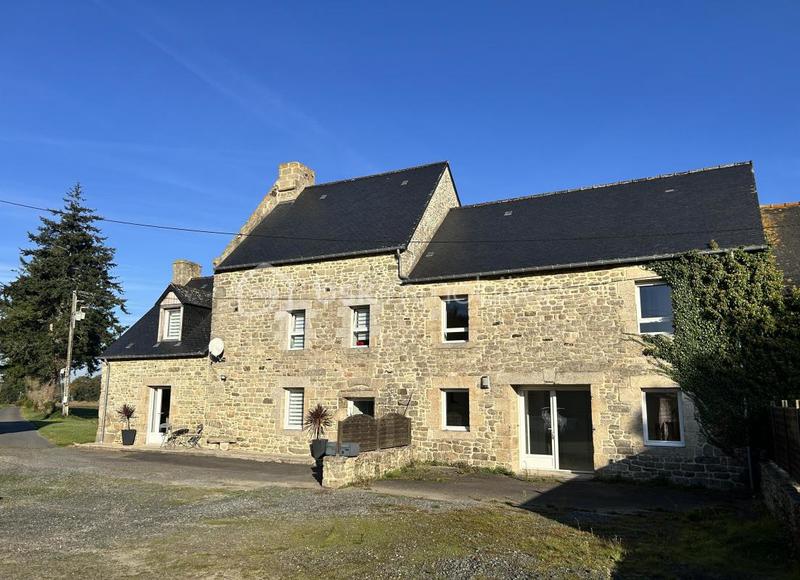 Corps de ferme - 190 m² - 8 pièces