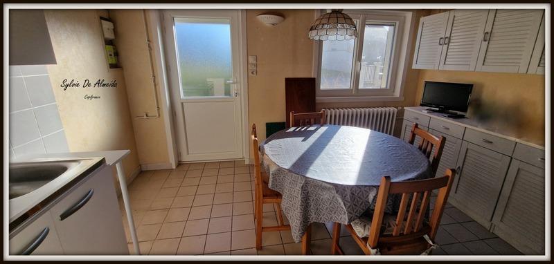 Maison - 167 m² - 7 pièces