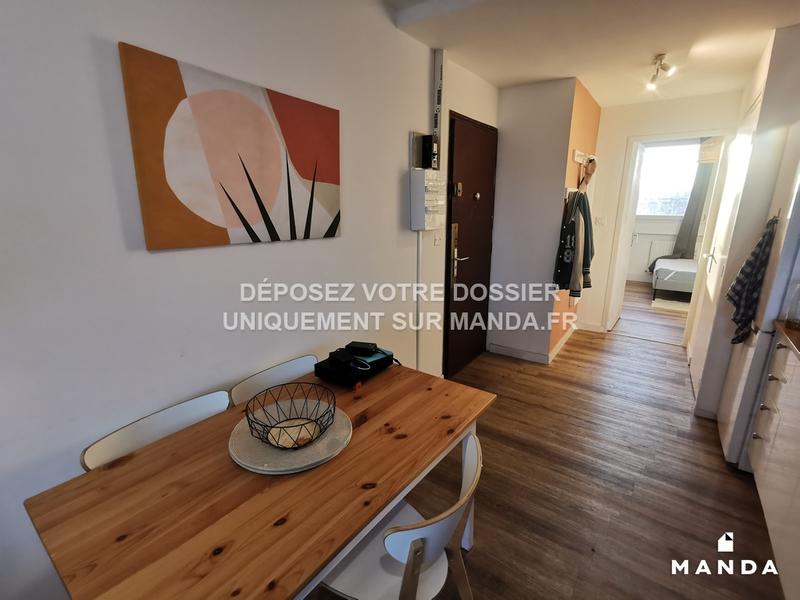 Chambre - 10 m² - 4 pièces