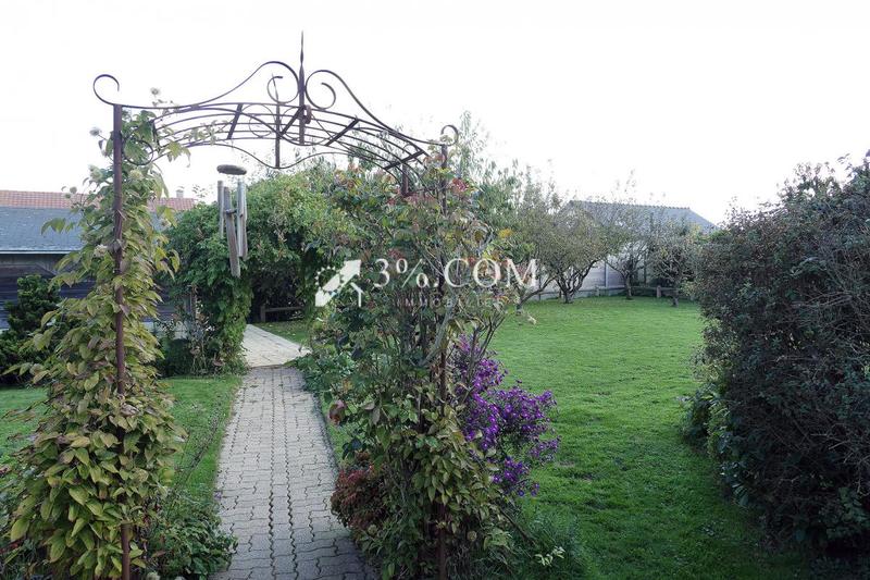 Maison - 200 m² - 8 pièces