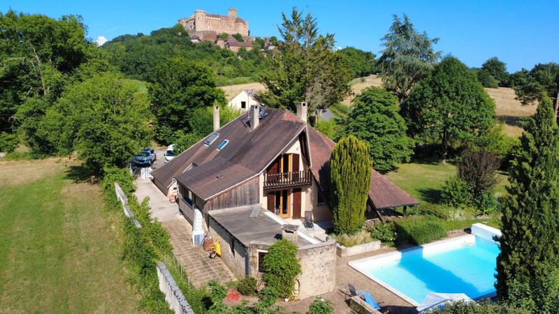 Maison - 170 m² - 7 pièces