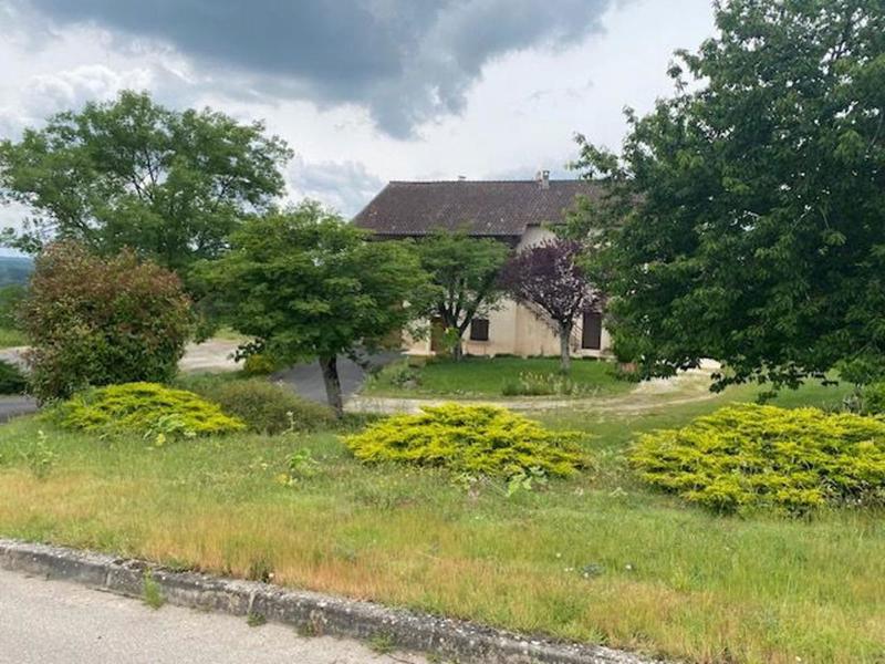 Maison - 168 m² - 8 pièces