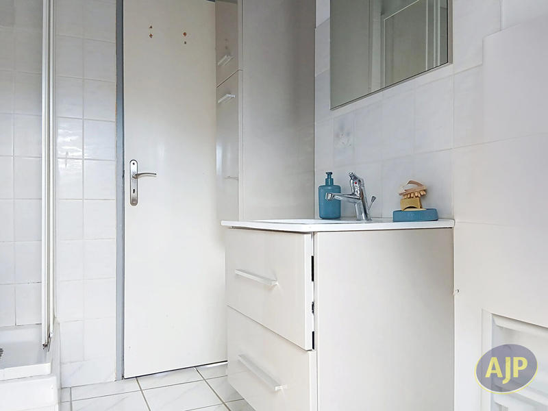 Maison - 121 m² - 5 pièces