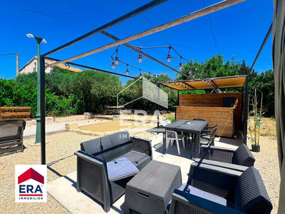 Maison - 164 m² - 9 pièces